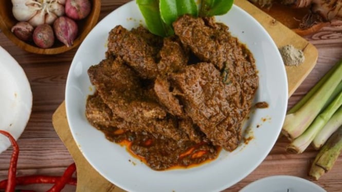 Rendang, salah satu makanan khas Indonesia yang mendunia