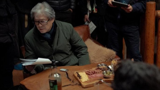 Director Park Chan-wook Menyelesaikan Shoting Film Terakhir