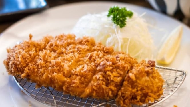 Ilustrasi chicken katsu yang siap