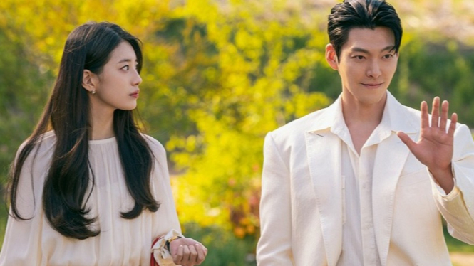 Potret Bae Suzy dan Kim Woo Bin di drama Genie Make a Wish