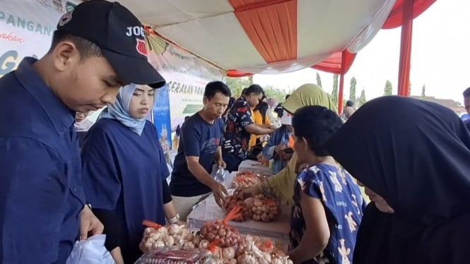 Pasar Murah Jelang Ramadhan di Jember Di Banjiri Emak emak