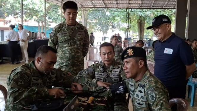 Donor darah di Aula Sudirman Brigif 9 Kostrad Jember