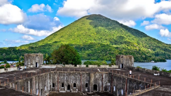 Benteng bersejarah di kepulauan Banda, Maluku