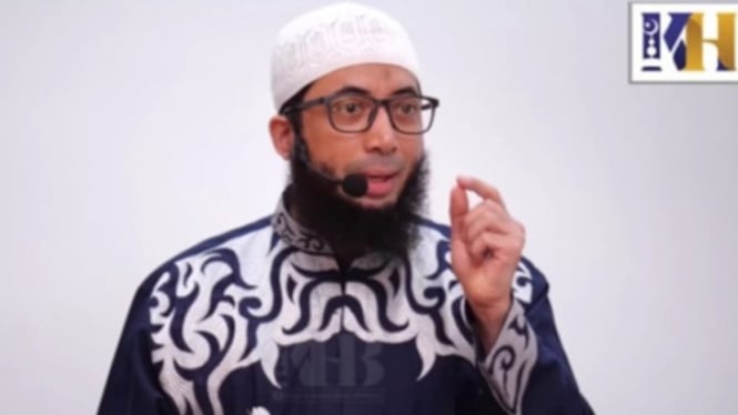 Ustaz Khalid Basamalah, pedakwah kondang di Indonesia