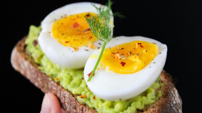 Telur salah satu makanan yang baik untuk otak