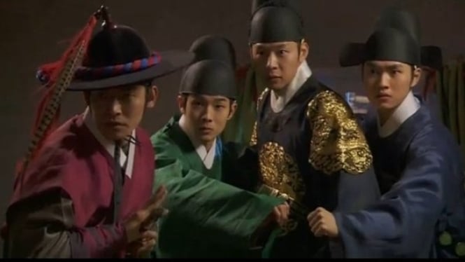 Drakor Rooftop Prince (2012)