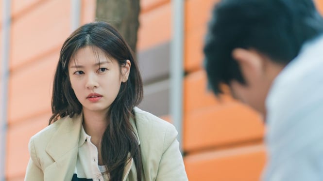 Jung So Min dalam Drama Korea Love Next Door