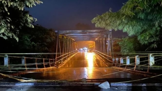 Jembatan Cicangor di jalan Badami-Loji,