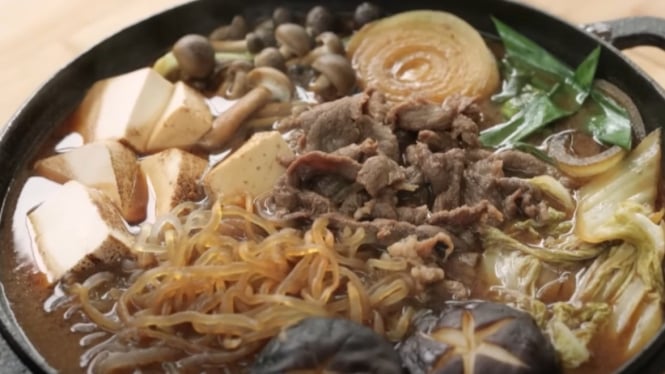 Sukiyaki ala Devina Hermawan