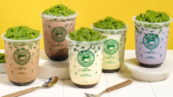 Berbagai Varian Menu Es Cendol Elizabeth