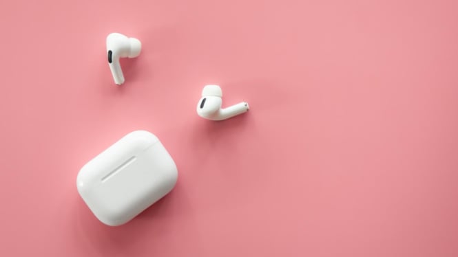 Ilustrasi TWS Earphone Smartphone