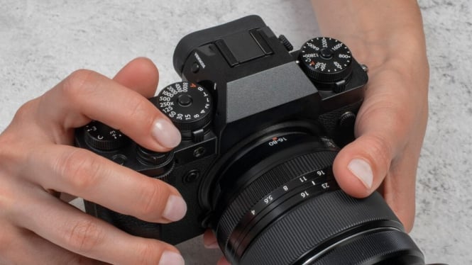 Ilustrasi Kamera Mirrorless