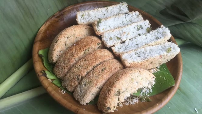 Kue Sagon, makanan tradisional yang lezat