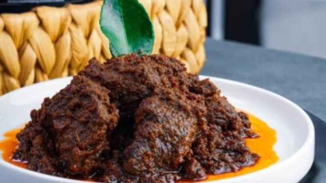 daging rendang, masakan wajib saat lebaran tiba