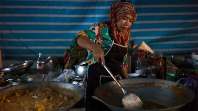 Memasak Rendang