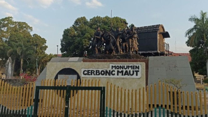 Potret Monumen Gerbong Maut di pusat Kota Bondowoso