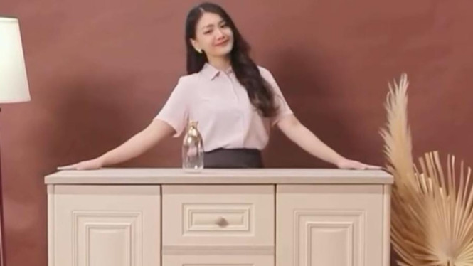 Lemari plastik juga bisa tampil elegan