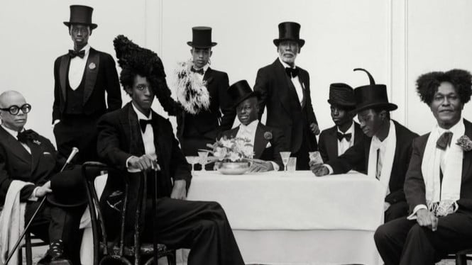 Tokoh Amerika gunakan Pakaian Hitam Pada Acara "The Dinner Party"