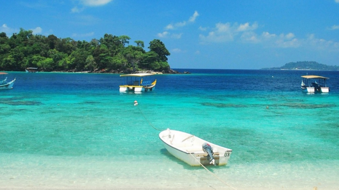pesona aceh ujung barang Indonesia