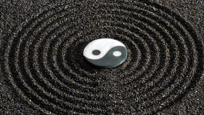 Lambang Yin Yang, Dua Perbedaan yang Mengalir dan Melengkapi