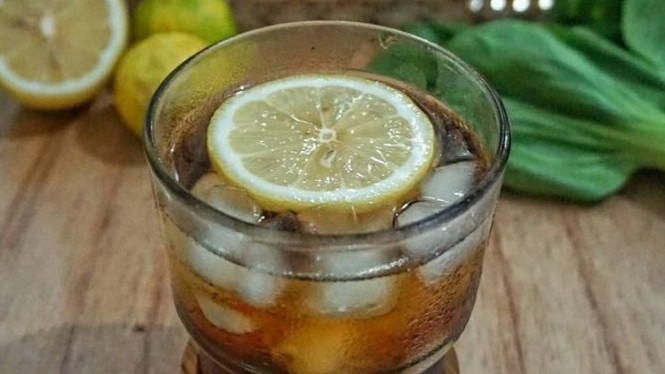 Rahasia es lemon tea yang menyegarkan