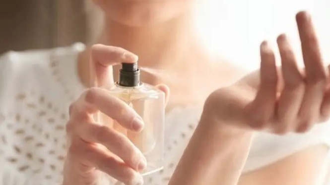 Cara Pakai Parfum agar Wanginya Tahan Seharian