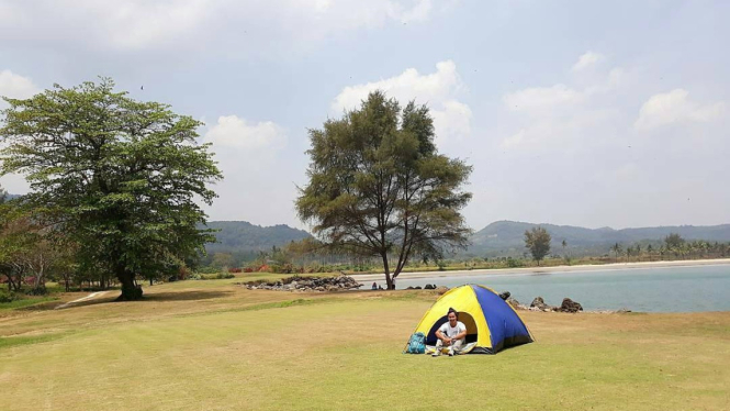 Pantai Bugel Camara, Kabupaten Pandeglang, Banten