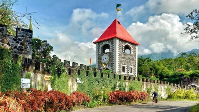The Lost World Castle, destinasi wisata Yogyakarta populer