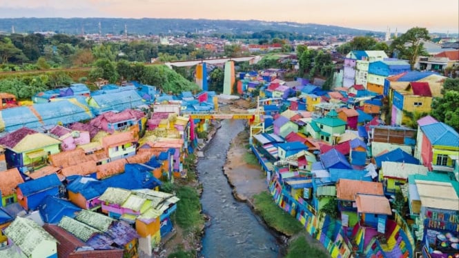 Kampung Warna-warni Jodipan, Malang, Jawa Timur