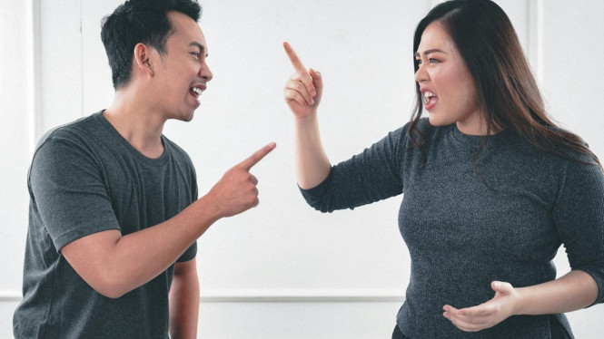 Mimpi bertengkar dengan suami (Afif Ramdhasuma/Pexels)