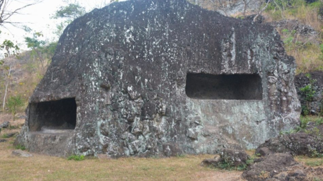 Wisata Alam dan Budaya di Goa Selomangleng Tulungagung