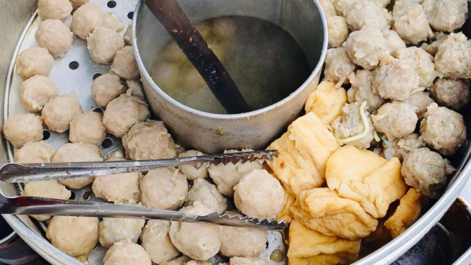 Saatnya bikin bakso rumahan yang bikin nagih.