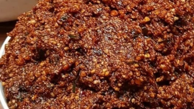 Sambel pecel buatan sendiri rasanya bisa disesuaikan selera