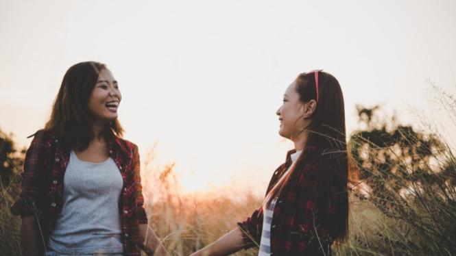 Jenis teman sejati yang hadir disetiap moment berharga.