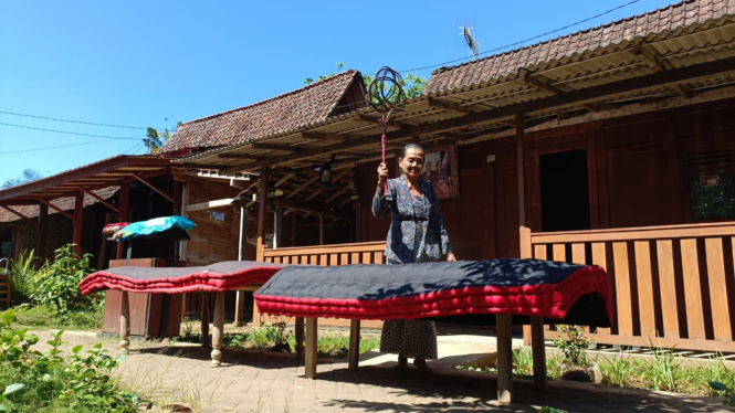 Mepe Kasur, Tradisi Unik Idul Adha di Banyuwangi