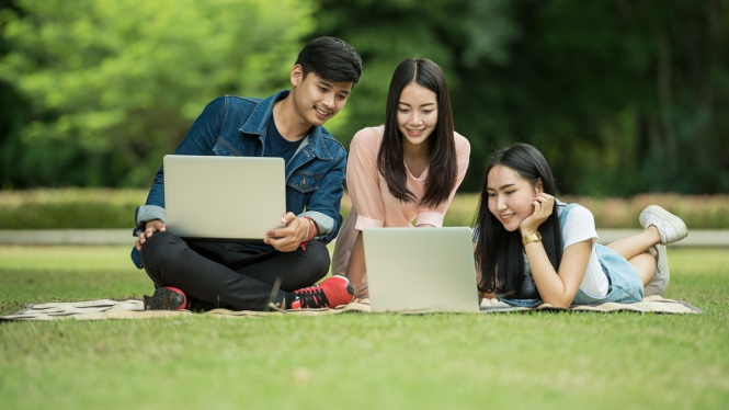 Penggunaan Bahasa yang mengikuti era modern