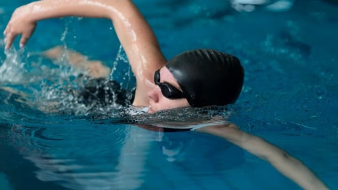 Rutin berenang baik bagi penderita asma dan insomnia