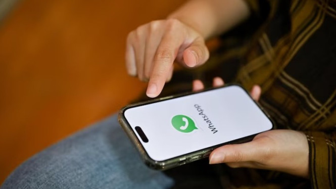 Aplikasi whatsApp yang dokumen foto tidak tersimpan otomatis