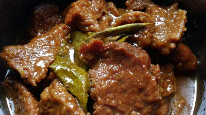 Resep semur daging sapi yang empuk