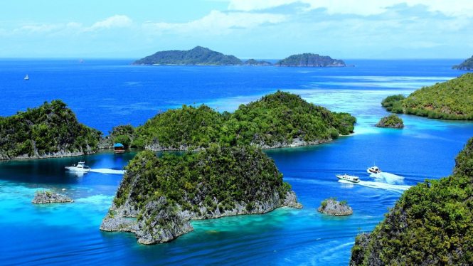 Raja Ampat memiliki spot diving terkenal hingga mancanegara