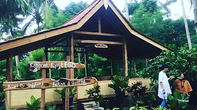 Pengalaman ngopi berbeda di Kopi Lego