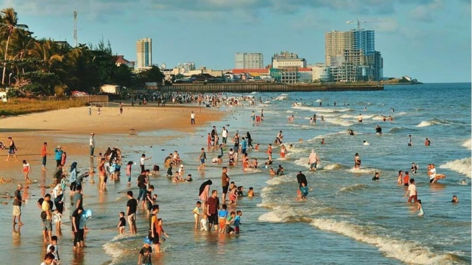 Pantai Kemala, destinasi wisata populer di Balikpapan