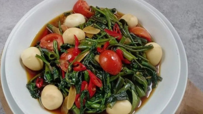 Tips Anti Gagal Memasak Tumis Kangkung Sederhana