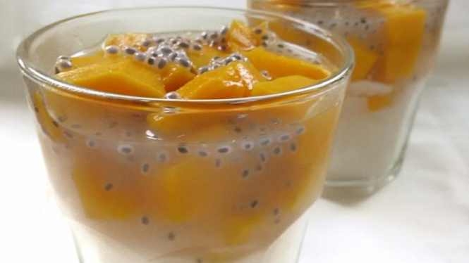 Rahasia minuman manis es mangga kelapa muda
