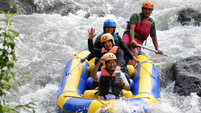 Pesona Sungai Badeng di Kaki Raung Banyuwangi