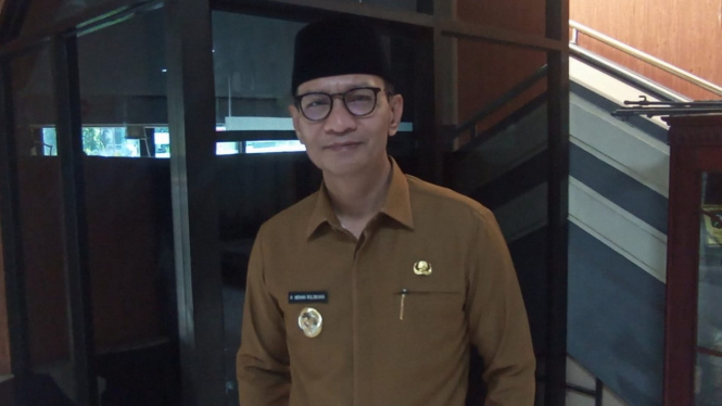 Walikota Mataram, Mohan Roliskana