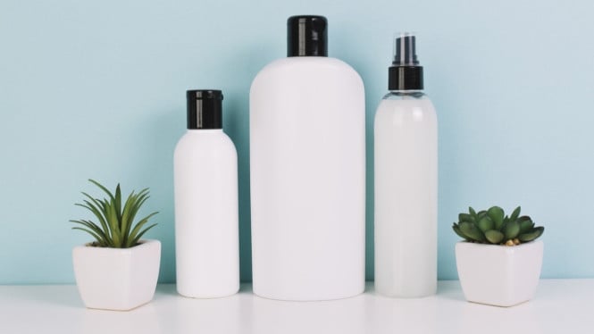 флакон шампуня профессиональной косметики