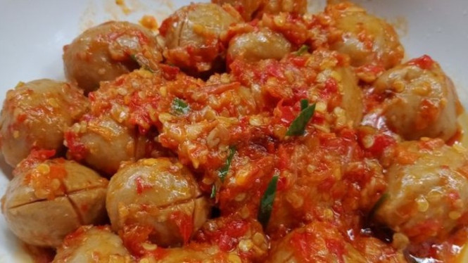 Bakso mercon, cocok untuk pecinta makanan pedas
