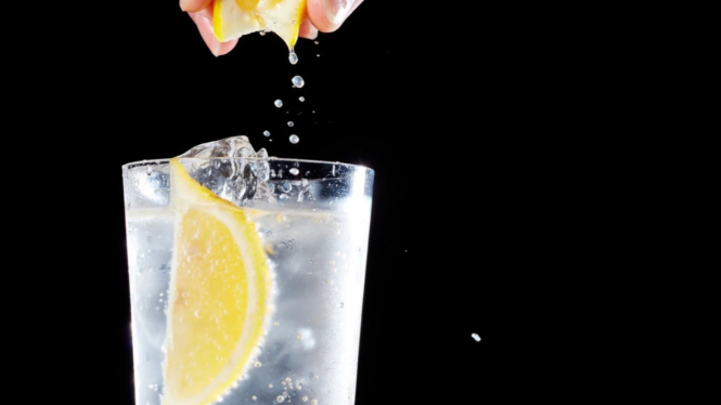 Mitos vs Fakta, Air Lemon Bikin Kulit Cerah?