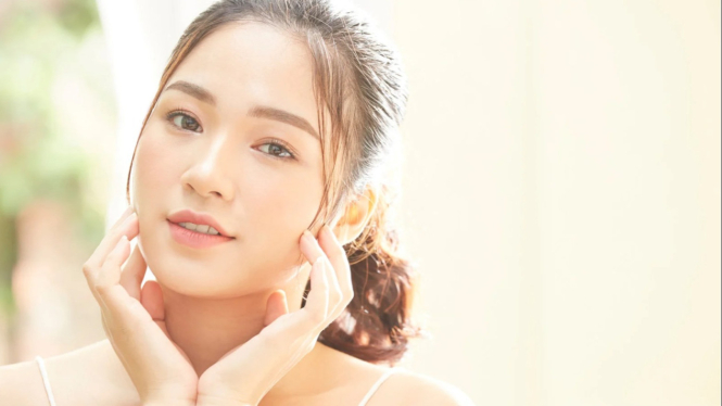 Tips Makeup Natural untuk Bridesmaid